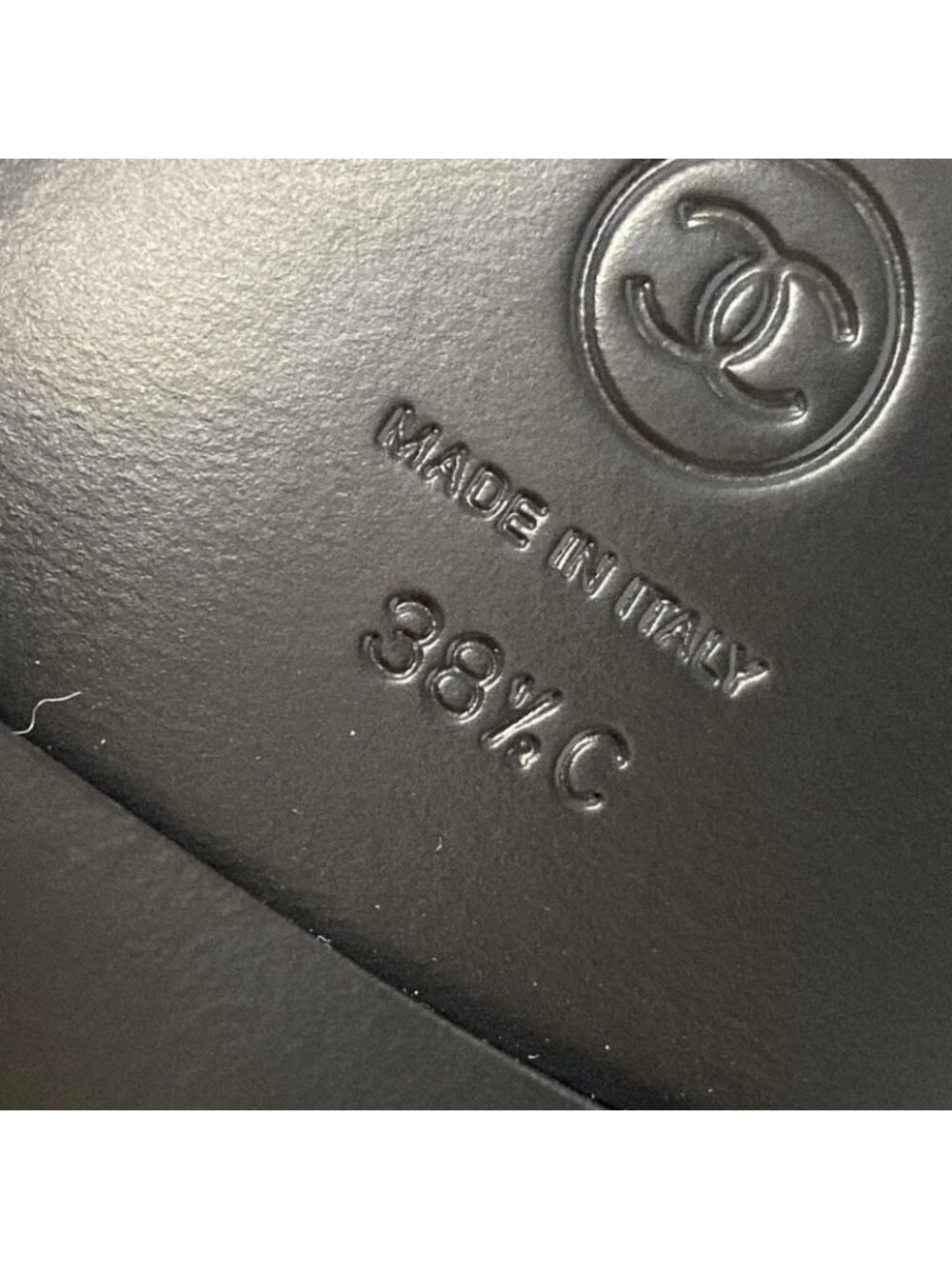 Chanel Boots 38.5 C Black Quilted Gold Leather - Picture 10 of 14